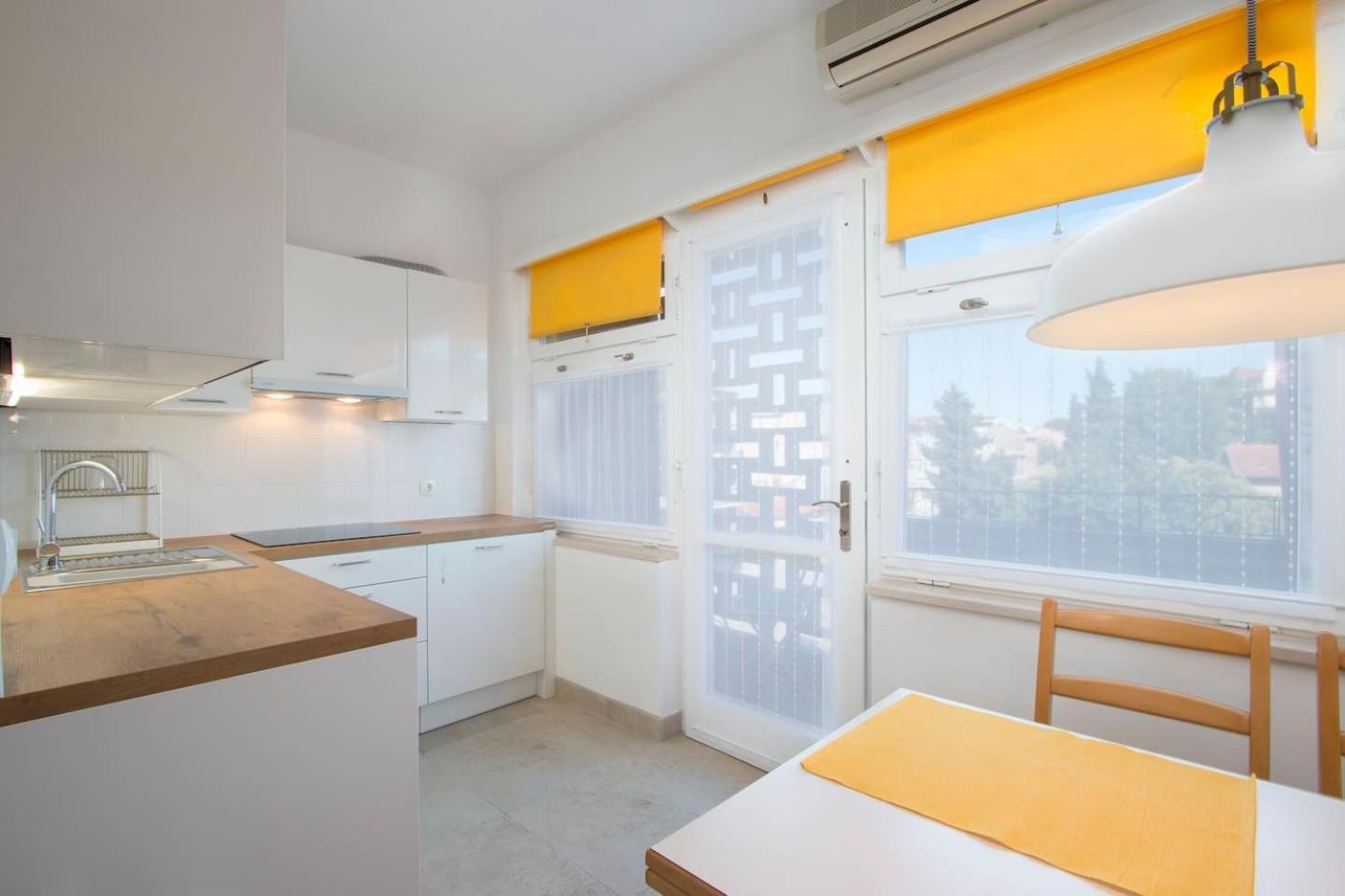 Apartment Cankar Pula Exterior photo